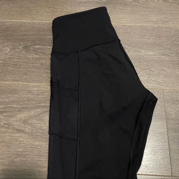 Lululemon Black Leggings with Mesh Pocket - Picture 2 of 6